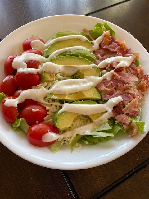 BLT salad with avocado