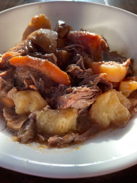 beef pot roast with vegetables